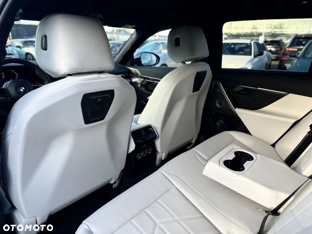 BMW Seria 5 540d xDrive mHEV M Sport - 18