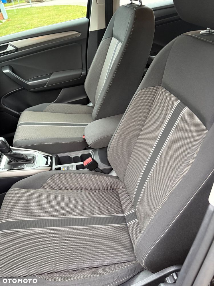 Volkswagen T-Roc - 6