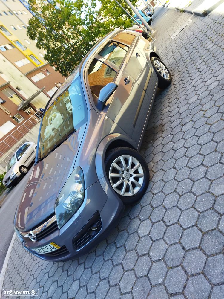 Opel Astra 1.3 CDTi Enjoy - 1