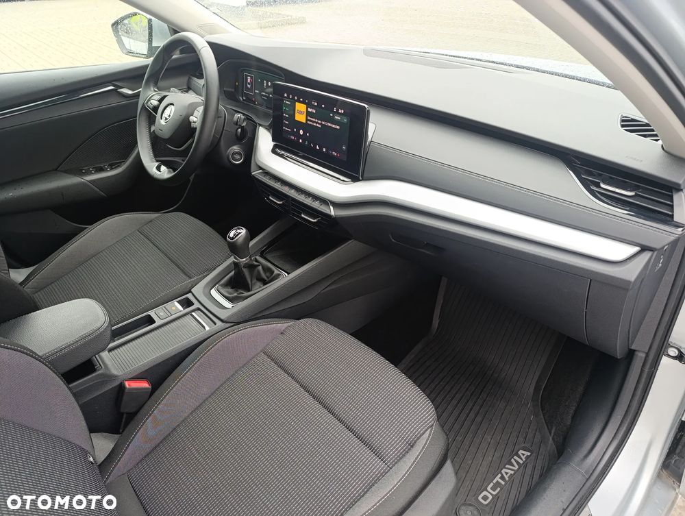 Skoda Octavia 1.5 TSI Selection - 14