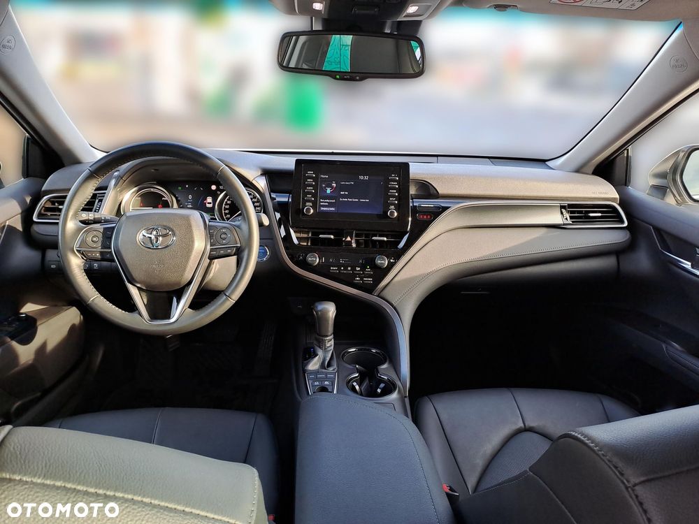 Toyota Camry 2.5 Hybrid Comfort CVT - 14
