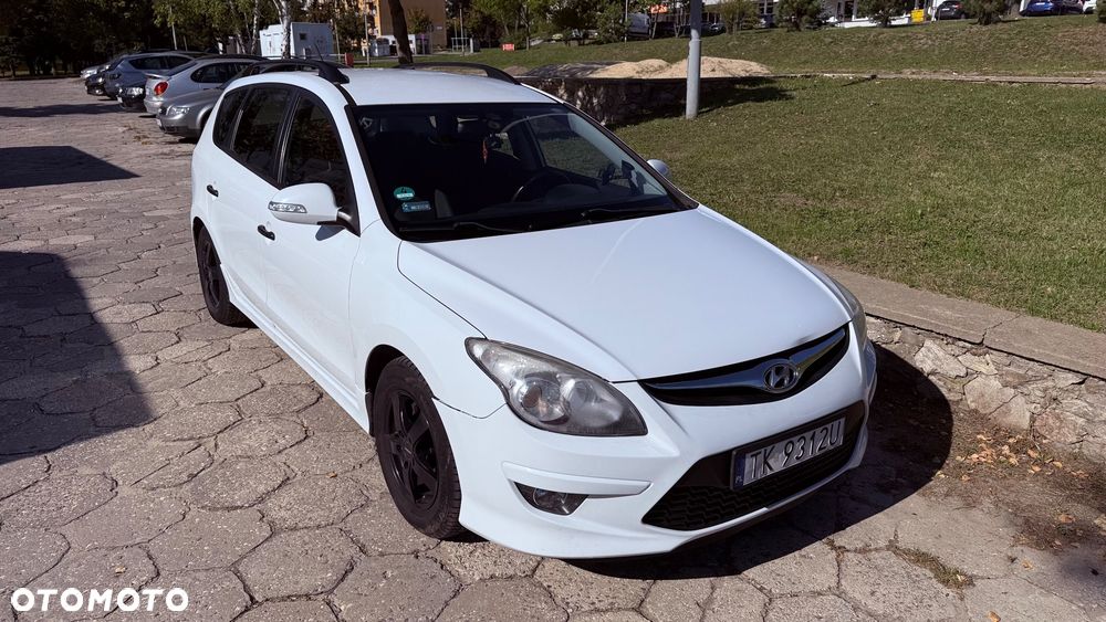 Hyundai i30 1.4 Classic + World Cup - 2