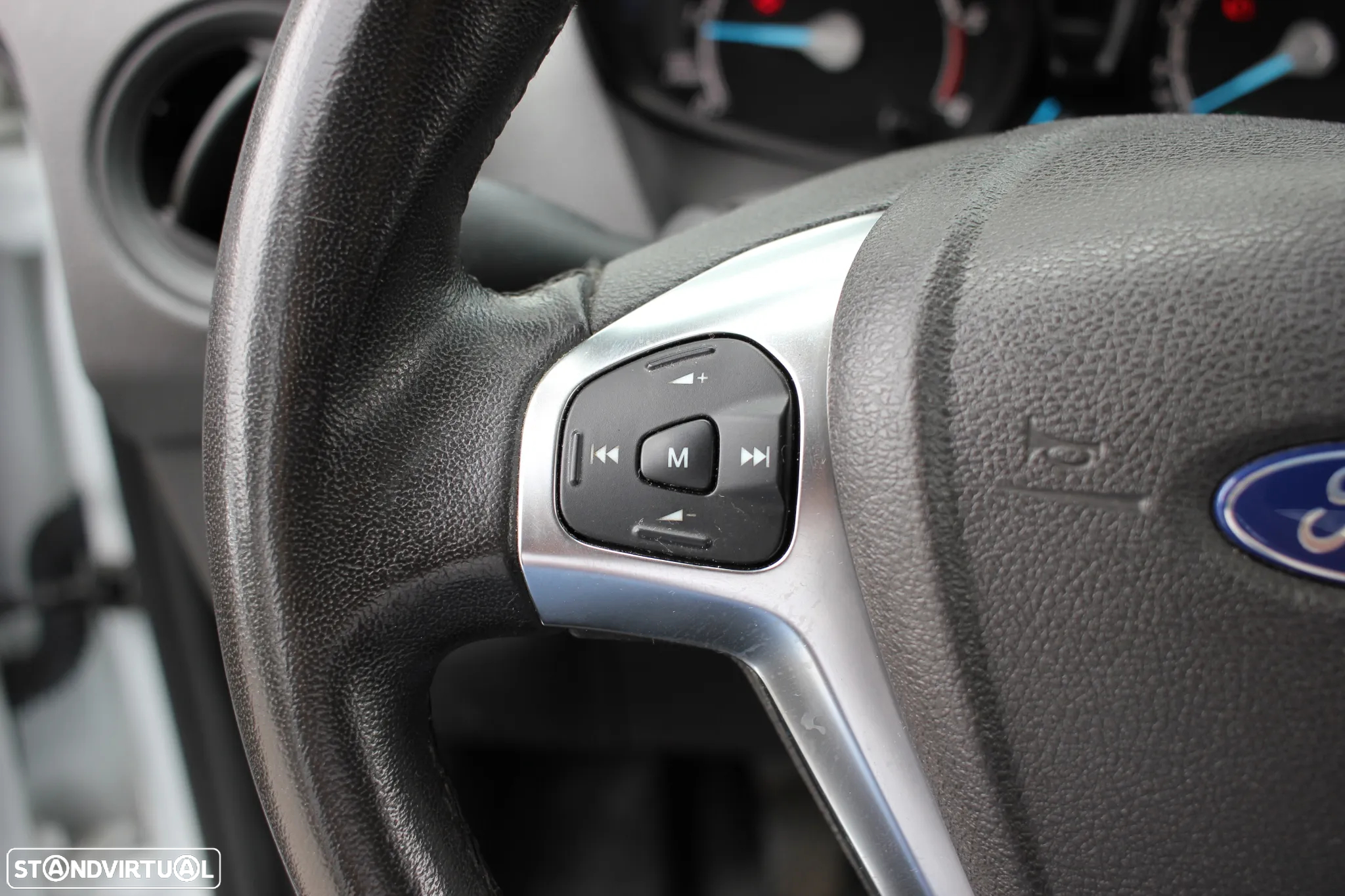 Ford TRANSIT COURIER - 16