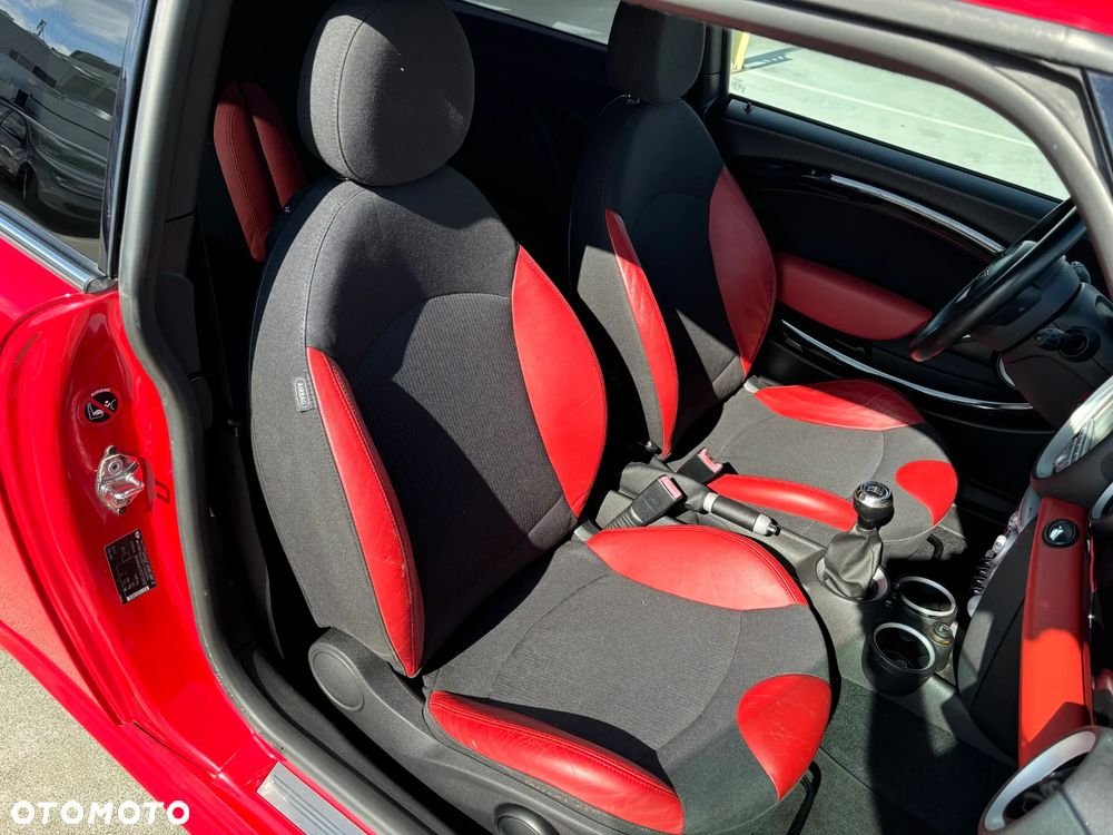 MINI Cooper S 50 Camden - 27