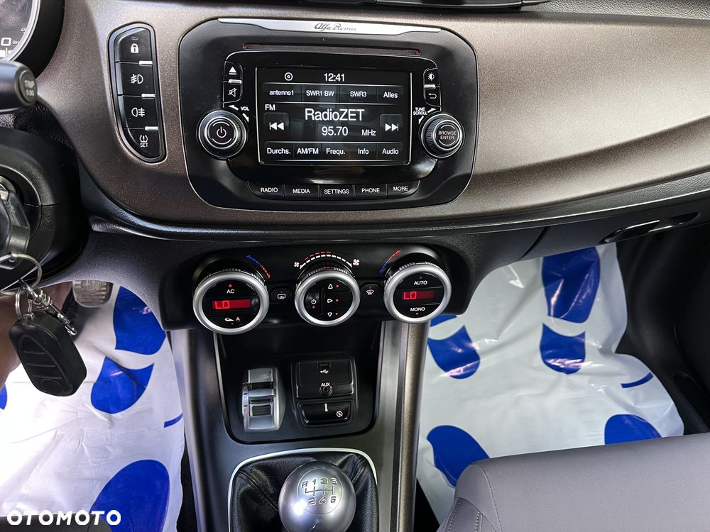 Alfa Romeo Giulietta 1.4 TB 16V Business - 8