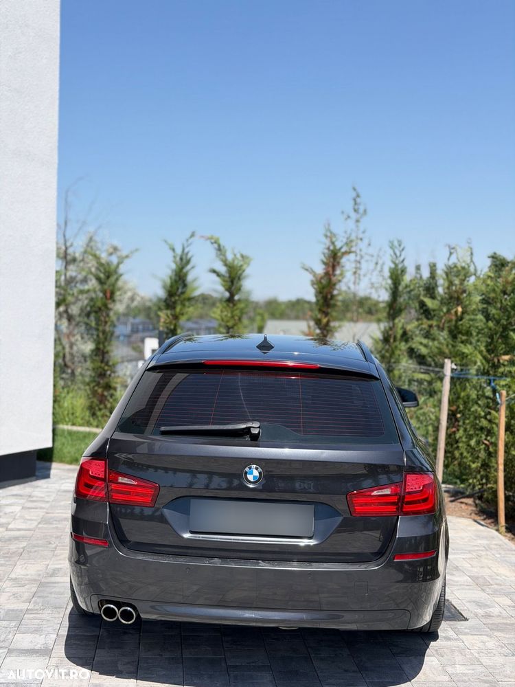 BMW Seria 5 525d Aut. - 11