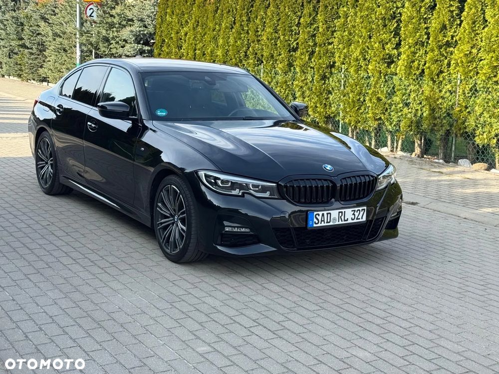 BMW Seria 3 318d Edition M Sport Shadow - 4
