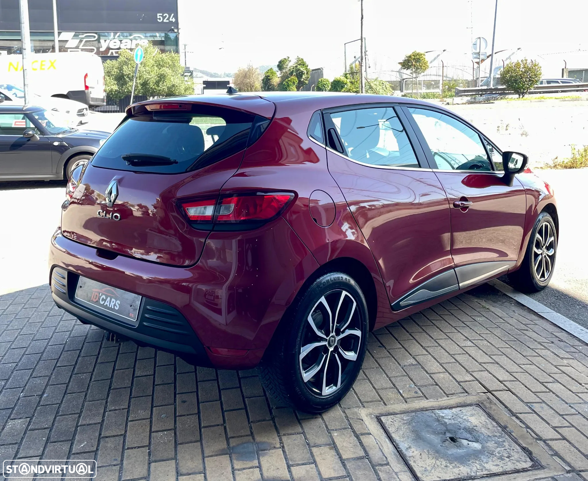 Renault Clio (Energy) TCe 90 Start & Stop LIMITED - 4