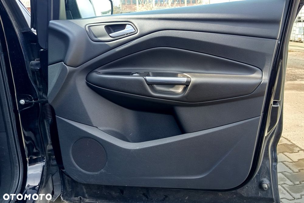 Ford Kuga 1.5 EcoBoost 2x4 ST-Line - 21