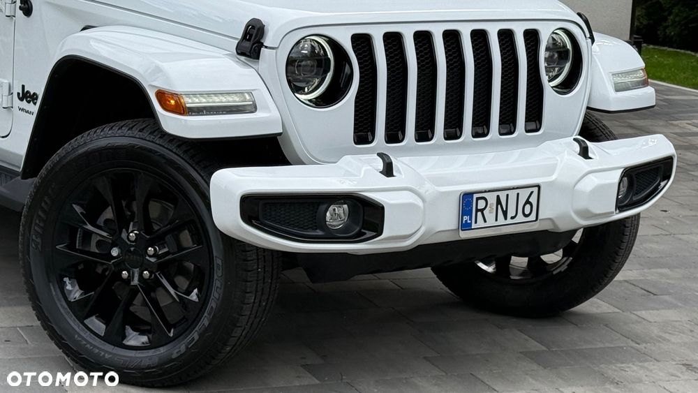 Jeep Wrangler - 21