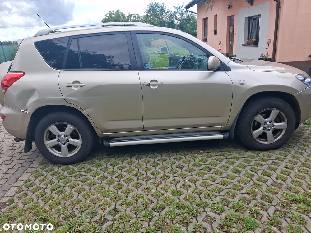 Toyota RAV4 2.2 D-4D Sol - 6