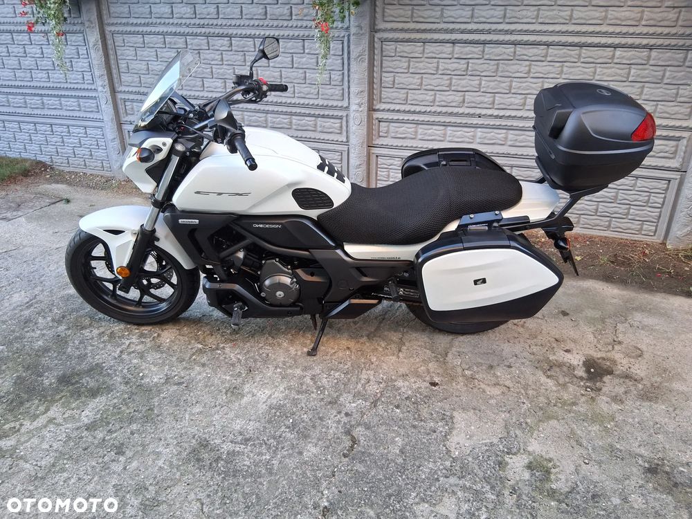 Honda CTX - 2