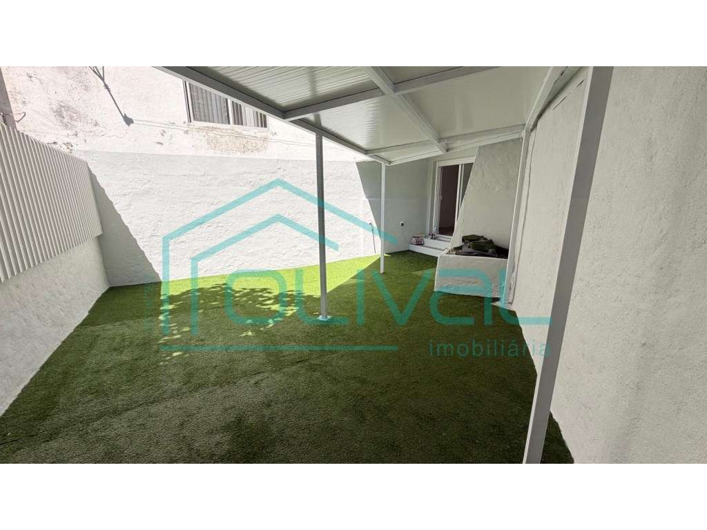 Centro de ALverca T2+1 +Terraço Remodelado - Grande imagem: 2/22