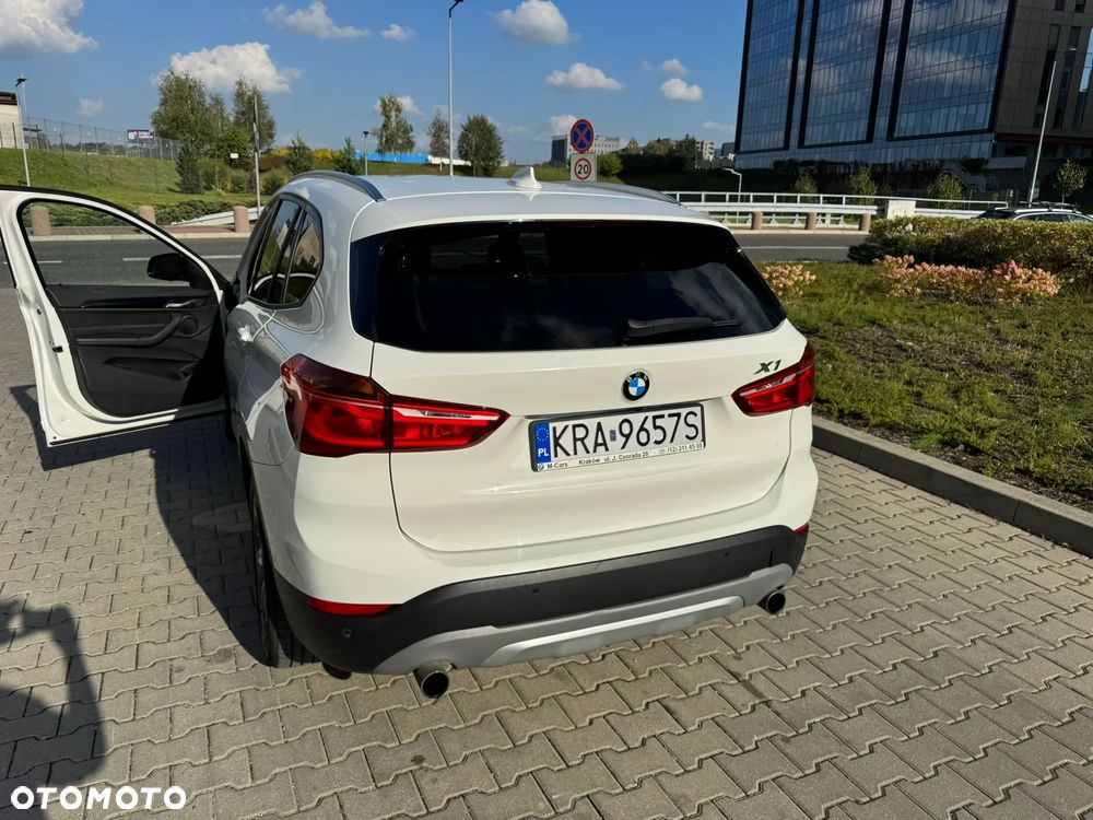 BMW X1 xDrive20i xLine - 14