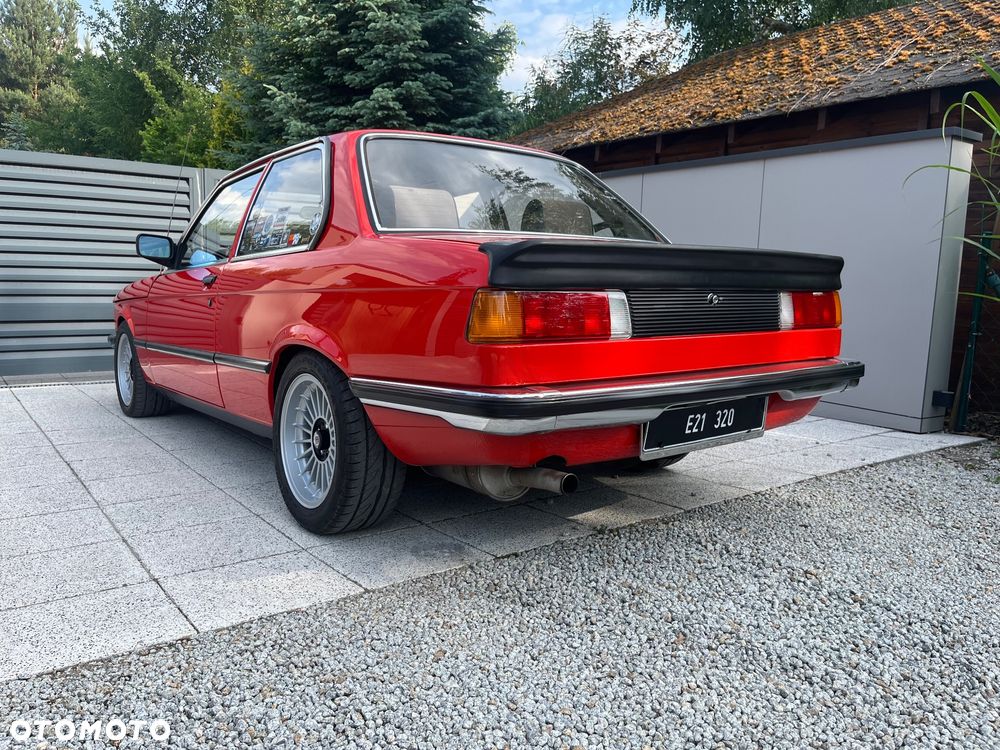 BMW Seria 3 320 - 33