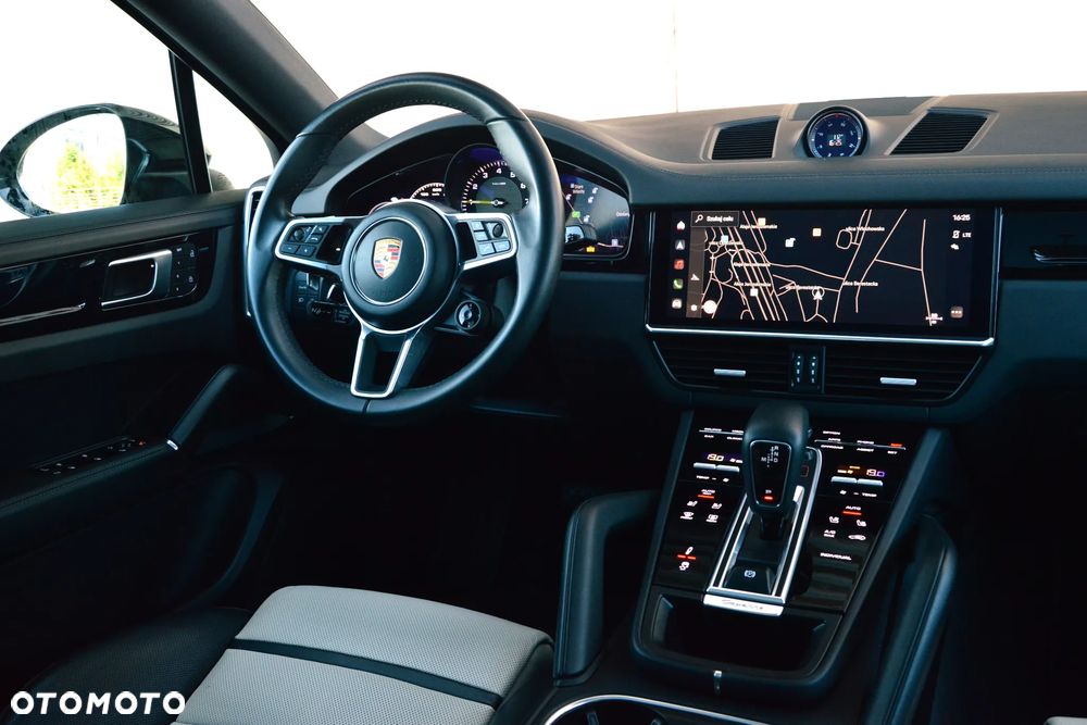 Porsche Cayenne E-Hybrid PHEV - 26