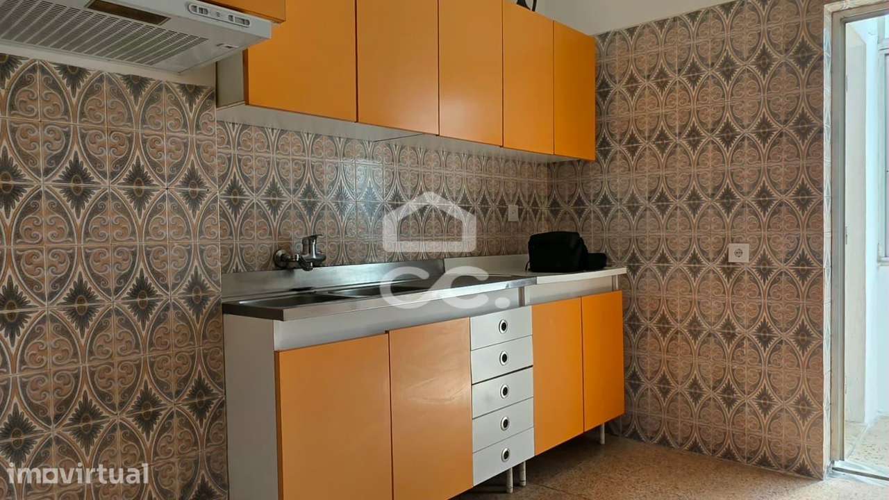 T3 na Praça do Brasil, Setúbal — Pronto a Habitar - Grande imagem: 2/33