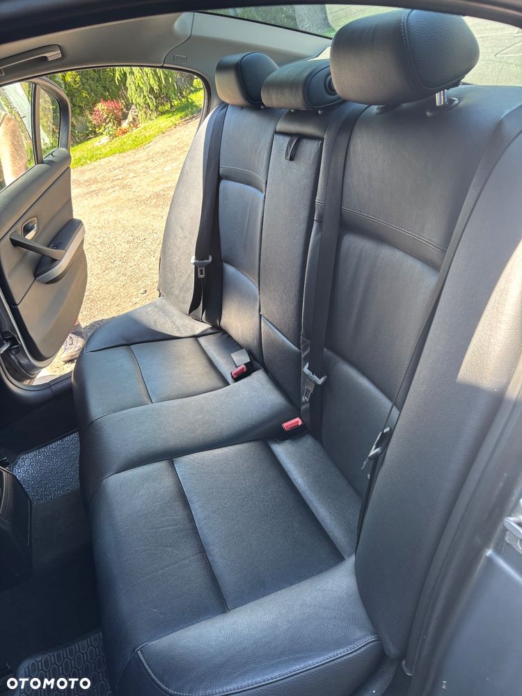 BMW Seria 3 320d - 13