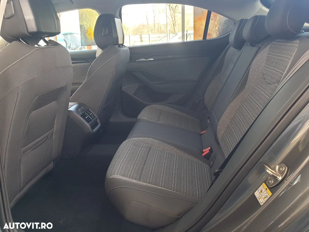 Skoda Superb 1.5 TSI iV DSG Selection - 22