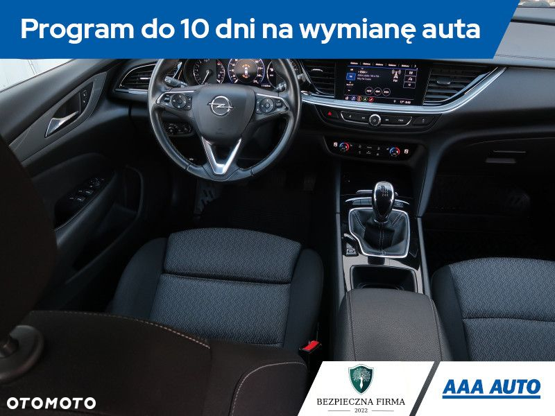 Opel Insignia - 8