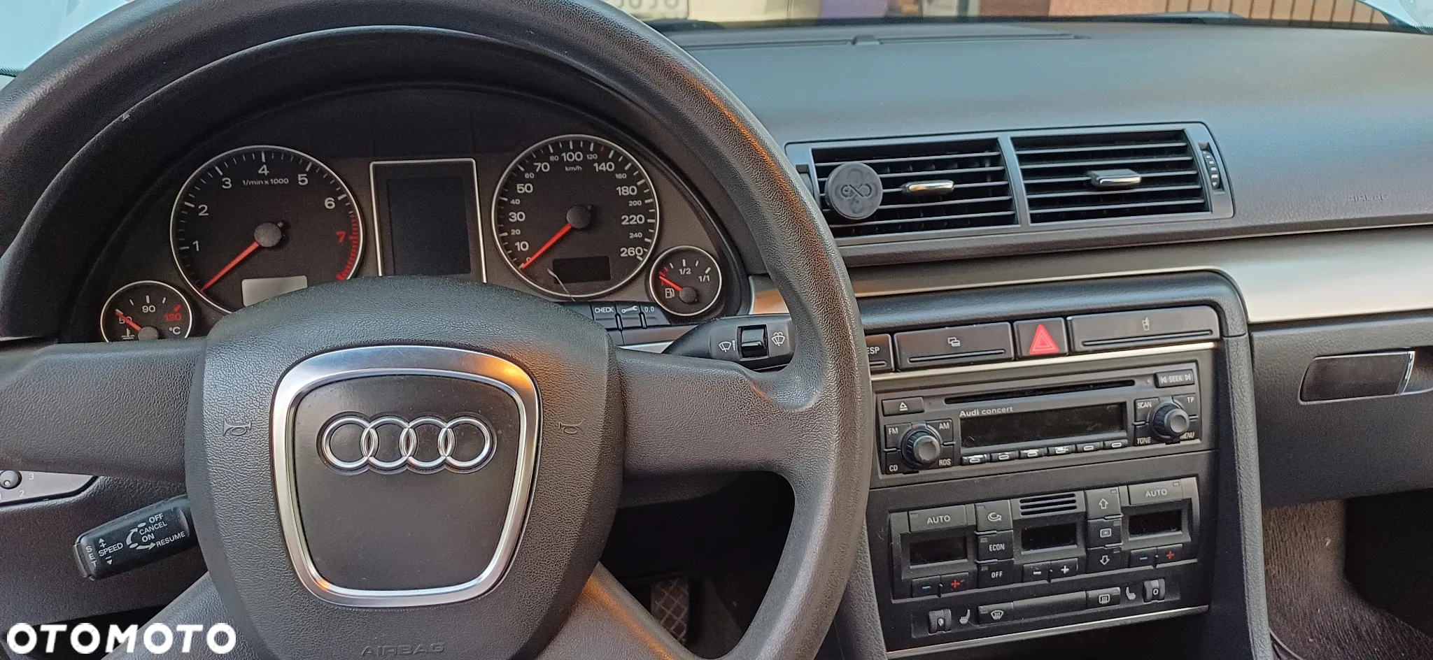 Audi A4 Avant 1.6 - 13