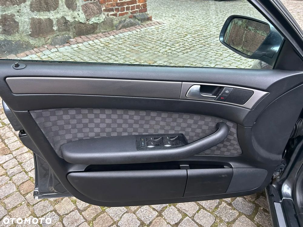 Audi A6 Avant 2.0 Multitronic - 12