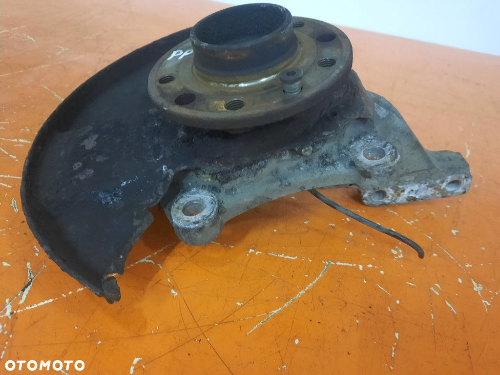 OPEL VECTRA STATION C 05-09 PIASTA ZWROTNICA PRAWA PRZÓD  Z19DT - 3