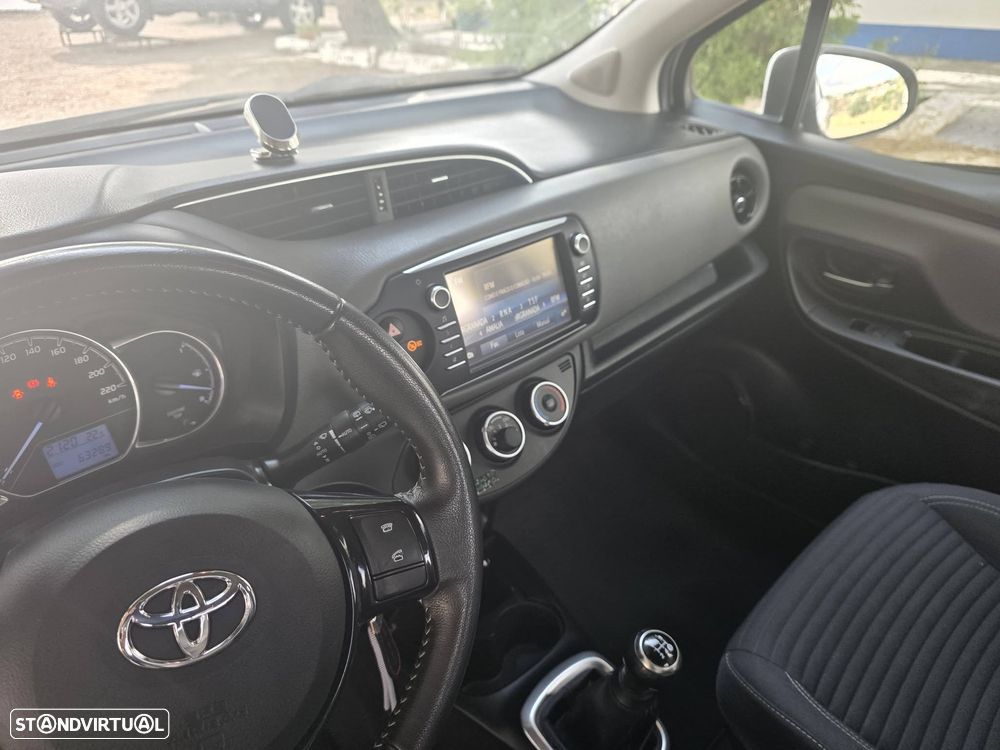 Toyota Yaris 1.0 VVT-i ACtive+AC - 11