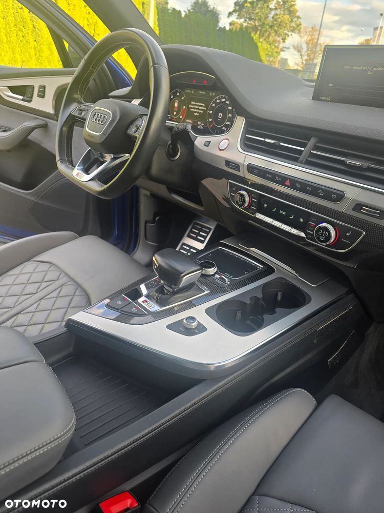 Audi SQ7 - 10