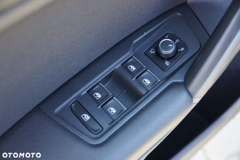 Volkswagen Tiguan 2.0 TSI 4Mot Elegance DSG - 24