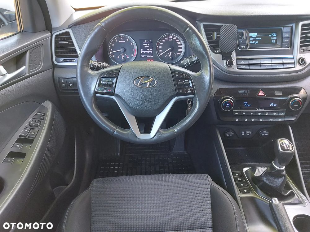 Hyundai Tucson 1.6 GDI BlueDrive Design 2WD - 31