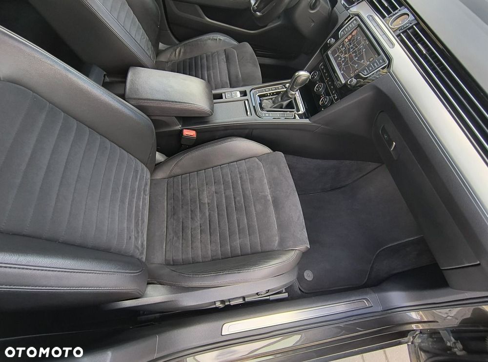 Volkswagen Passat 2.0 TSI BMT 4Mot Highline DSG - 26