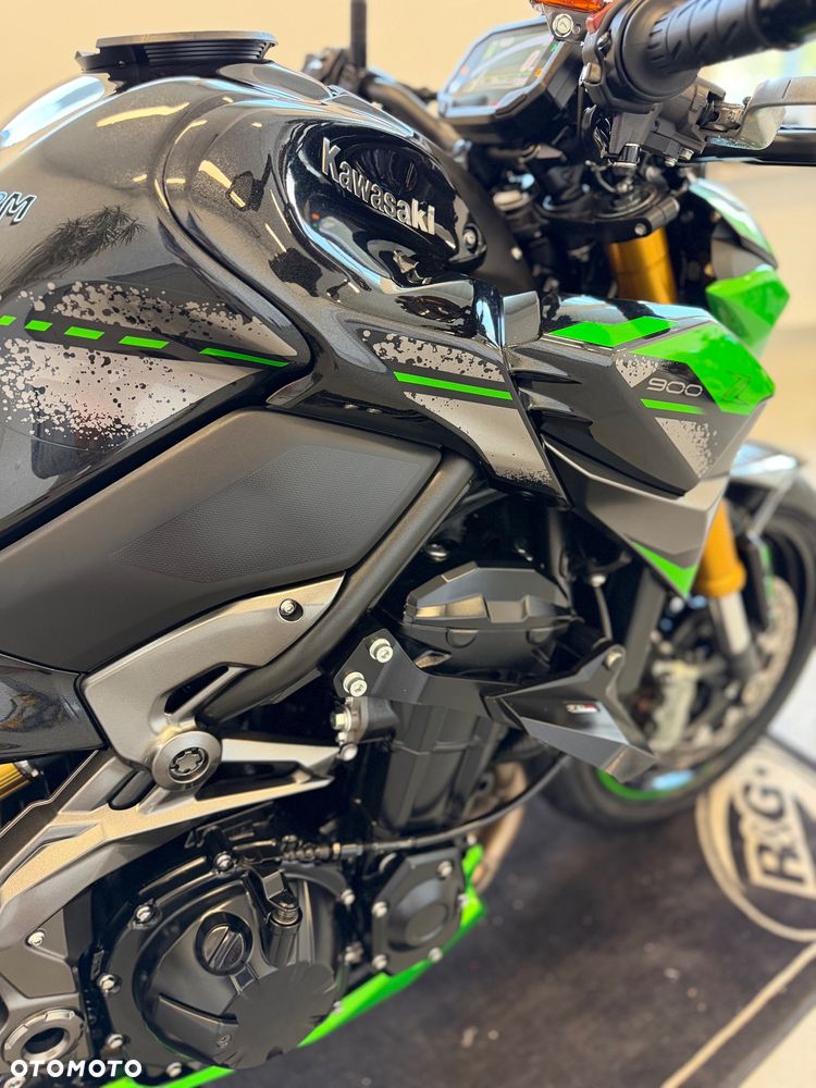 Kawasaki Z 900 - 10