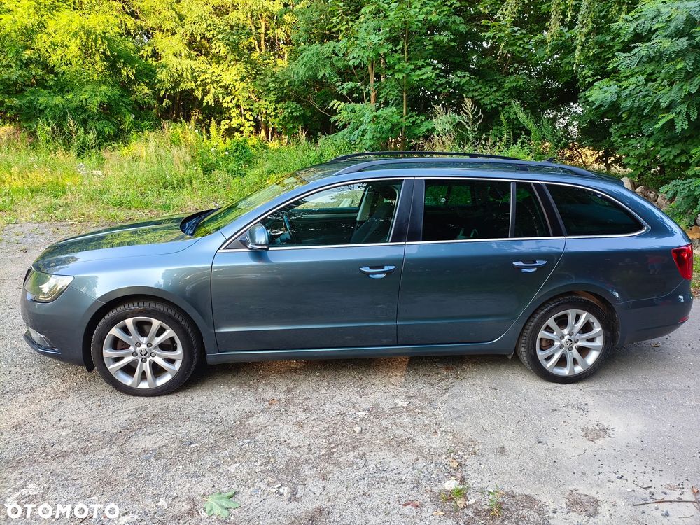 Skoda Superb 2.0 TDI DSG Elegance - 3