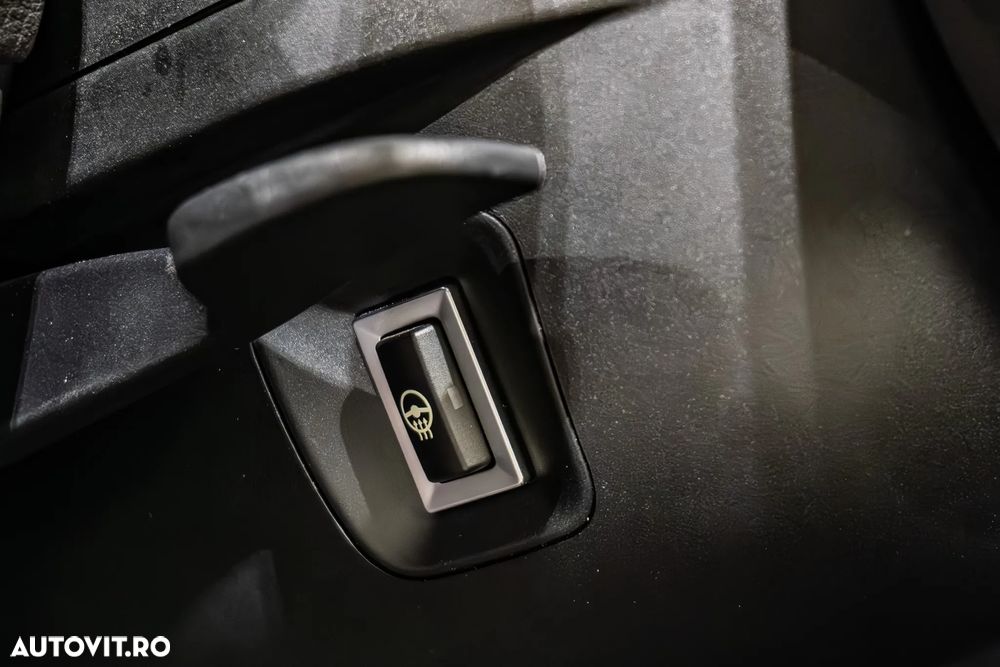 BMW Seria 2 220d xDrive AT Luxury Line - 20