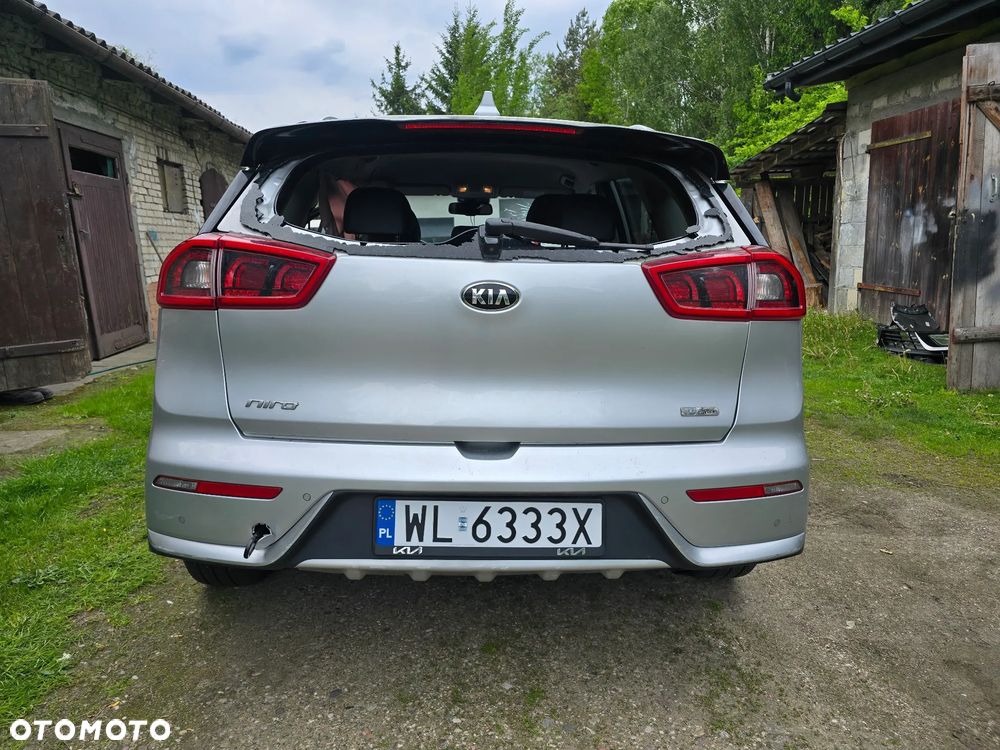 Kia Niro 1.6 GDI 2WD Edition 7 - 9