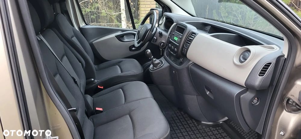 Renault Trafic - 11