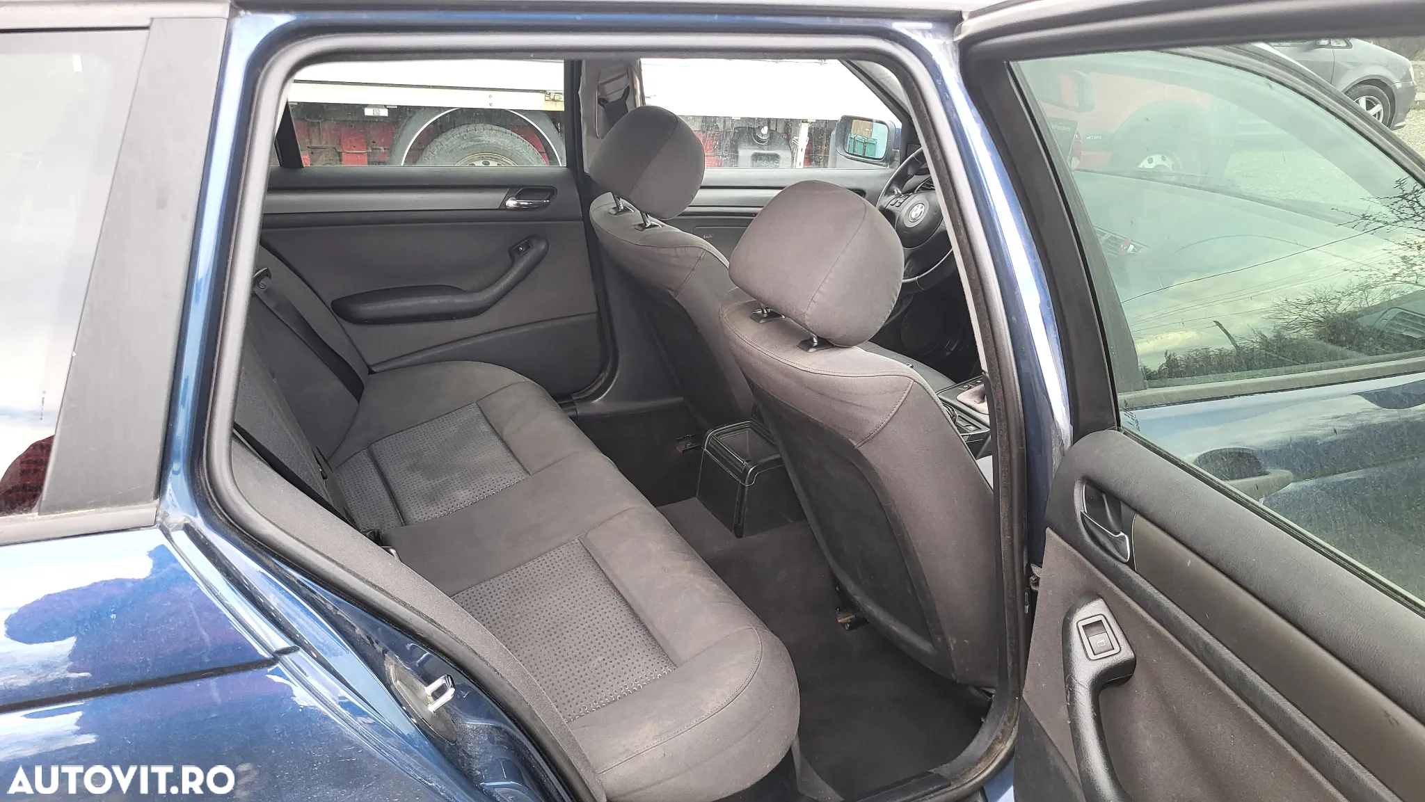 BMW Seria 3 - 10