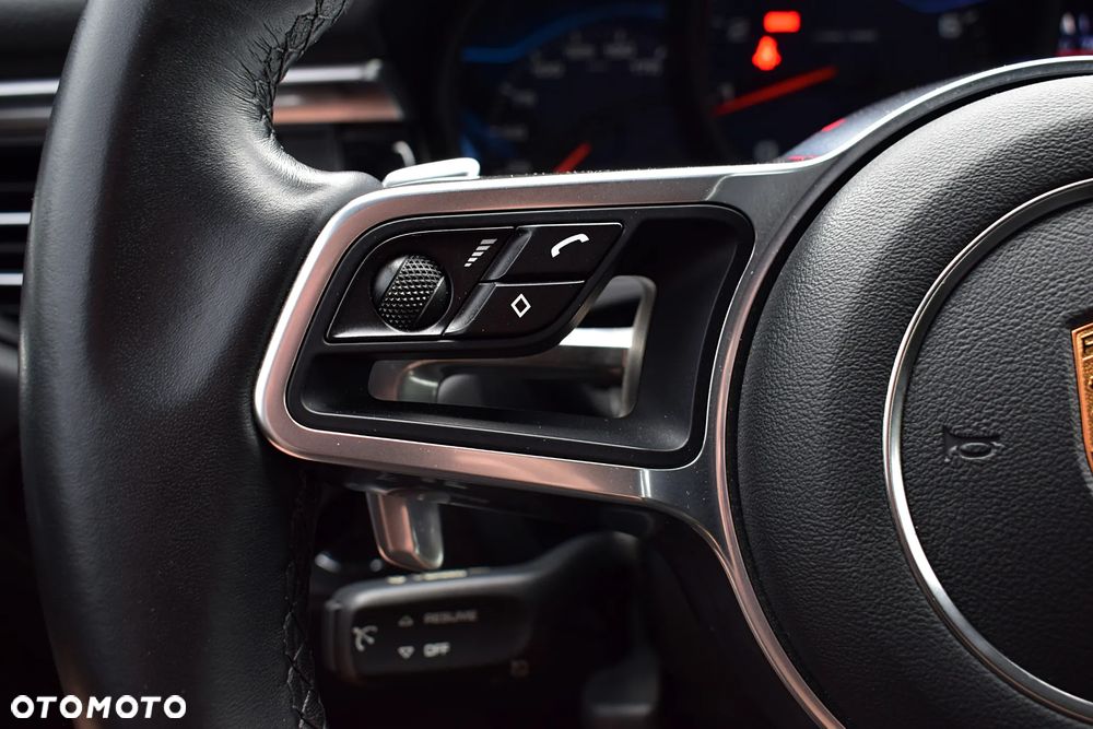 Porsche Macan Standard - 13