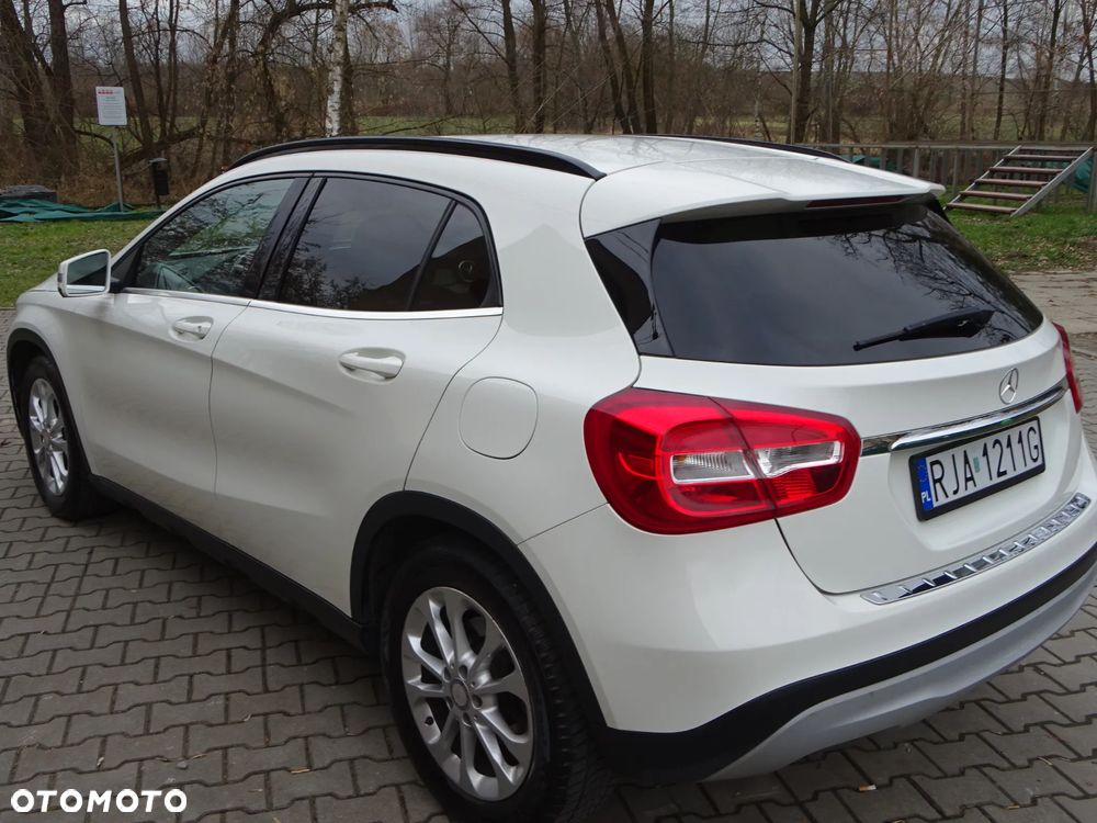 Mercedes-Benz GLA 180 (CDI) d - 14