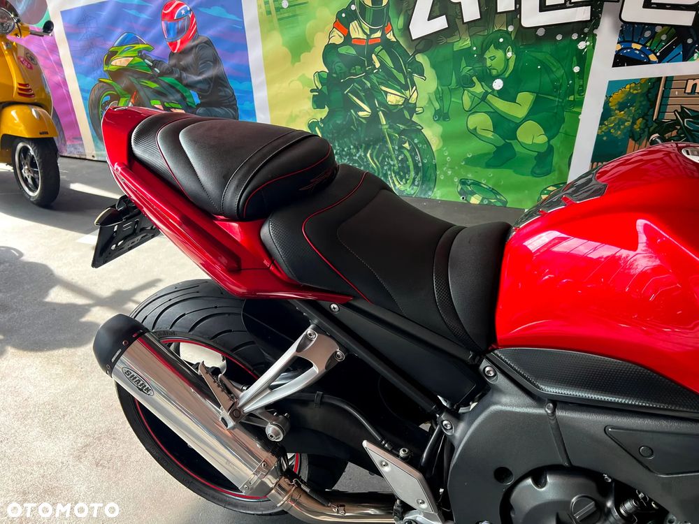Yamaha FZ - 5