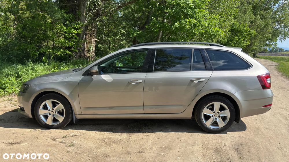 Skoda Octavia 1.4 TSI Ambition DSG - 6