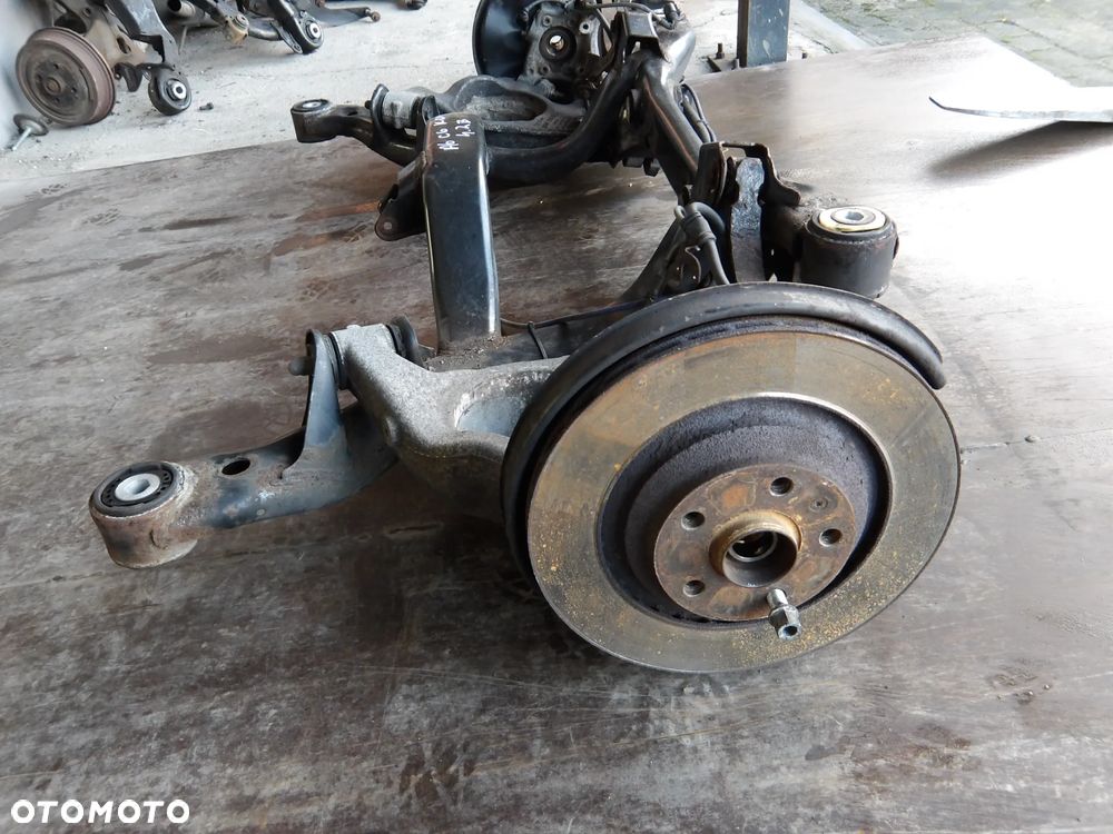 AUDI A6 C6 KOMBI 04-07 4.2 V8 BELKA ZAWIESZENIA TYLNA - 3