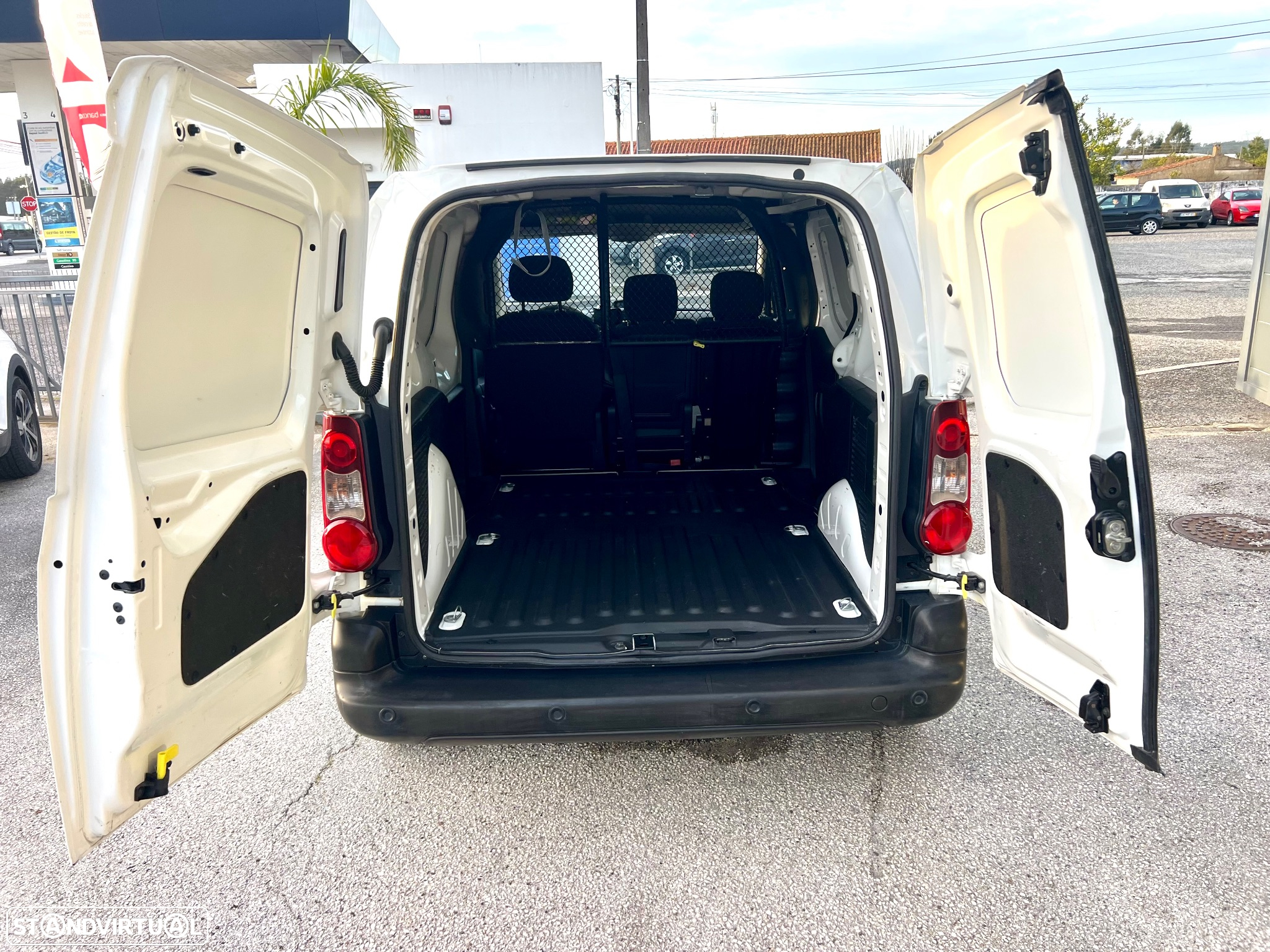Citroën BERLINGO 1.6 BLUEHDI - 6