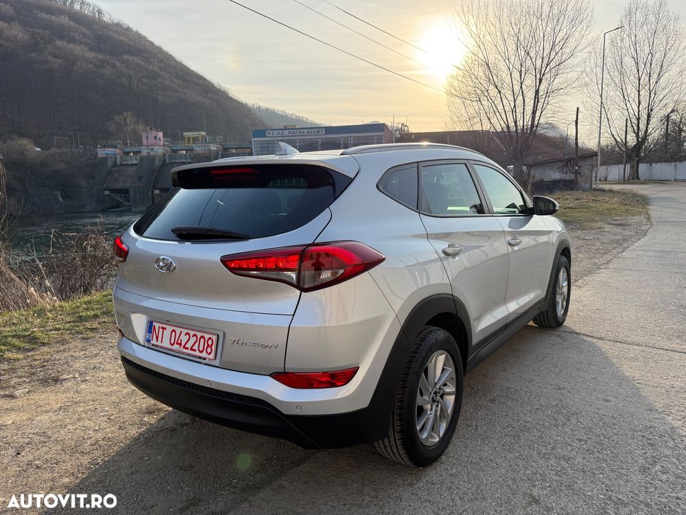 Hyundai Tucson blue 1.7 CRDi 2WD Style - 6