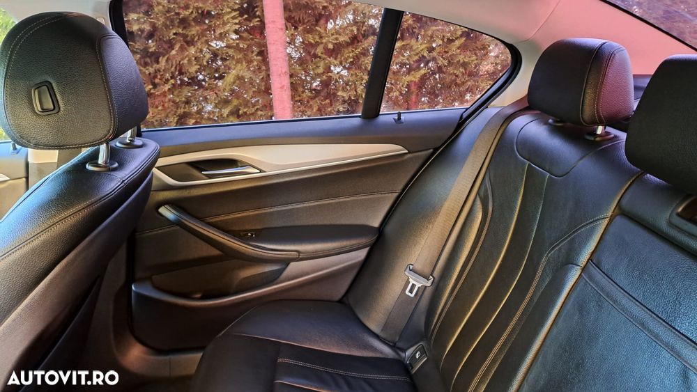 BMW Seria 5 520d AT - 8