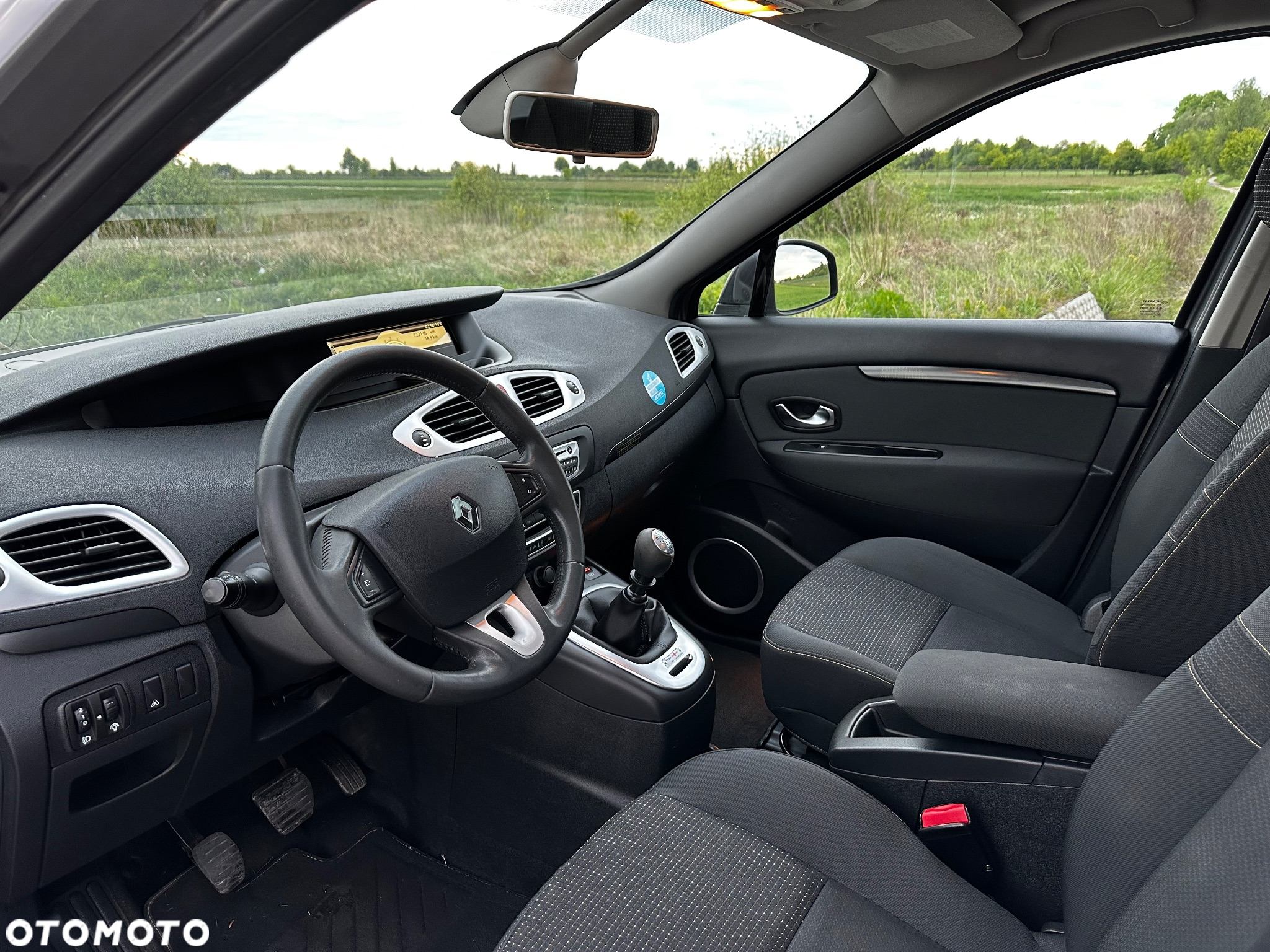 Renault Scenic - 10