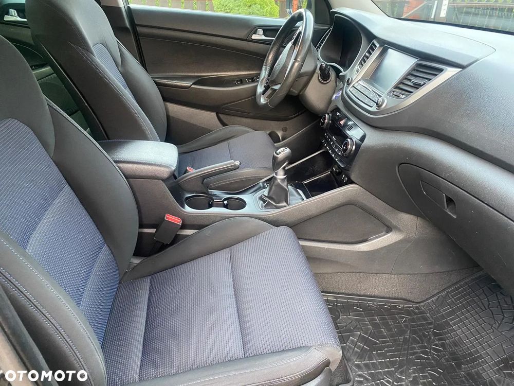 Hyundai Tucson 2.0 CRDI BlueDrive GO 2WD - 11