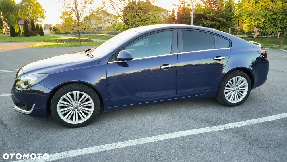 Opel Insignia - 15
