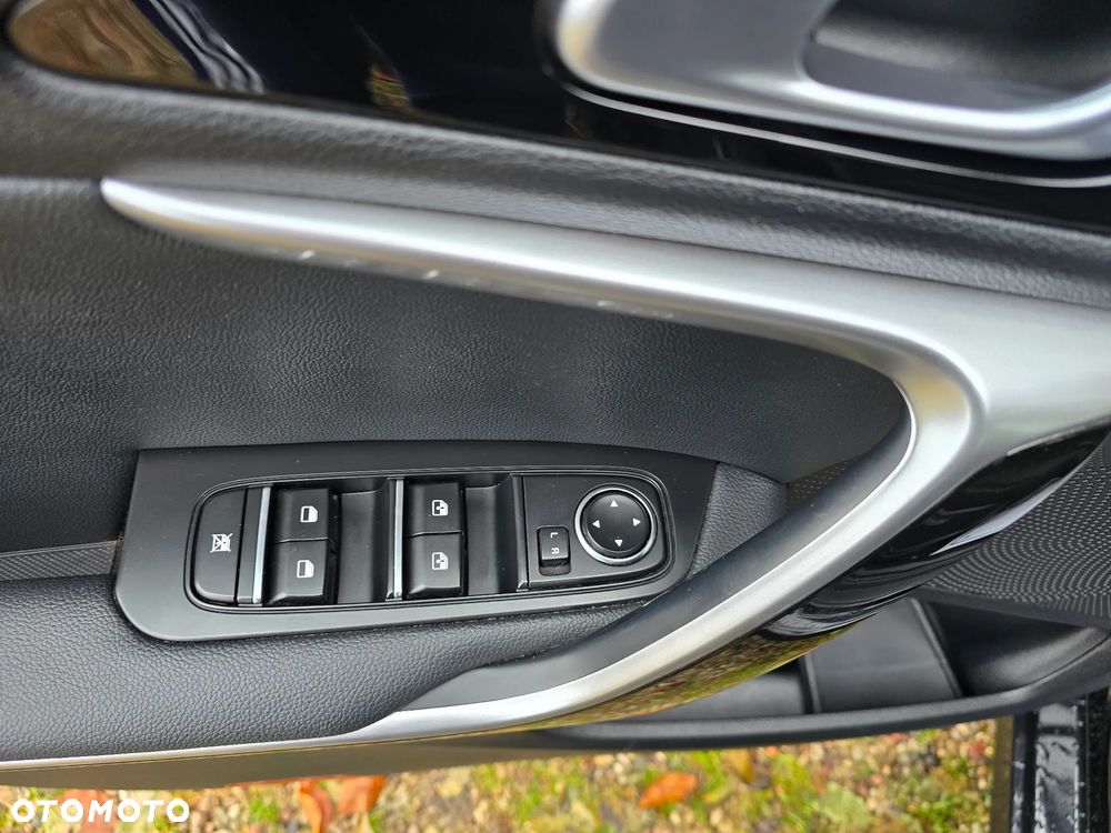 Kia Ceed 1.5 T-GDI OPF Vision - 32